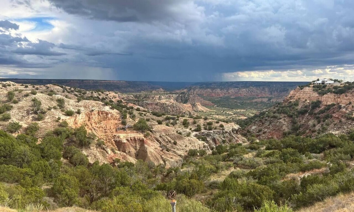 Canyon House | Doves Rest Cabins - Kiowa Crest