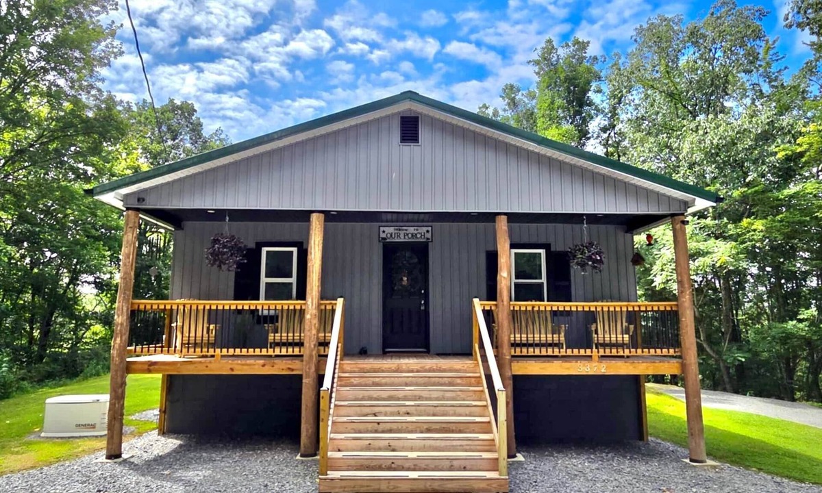 Bud House | Down to Adventure Lodging
