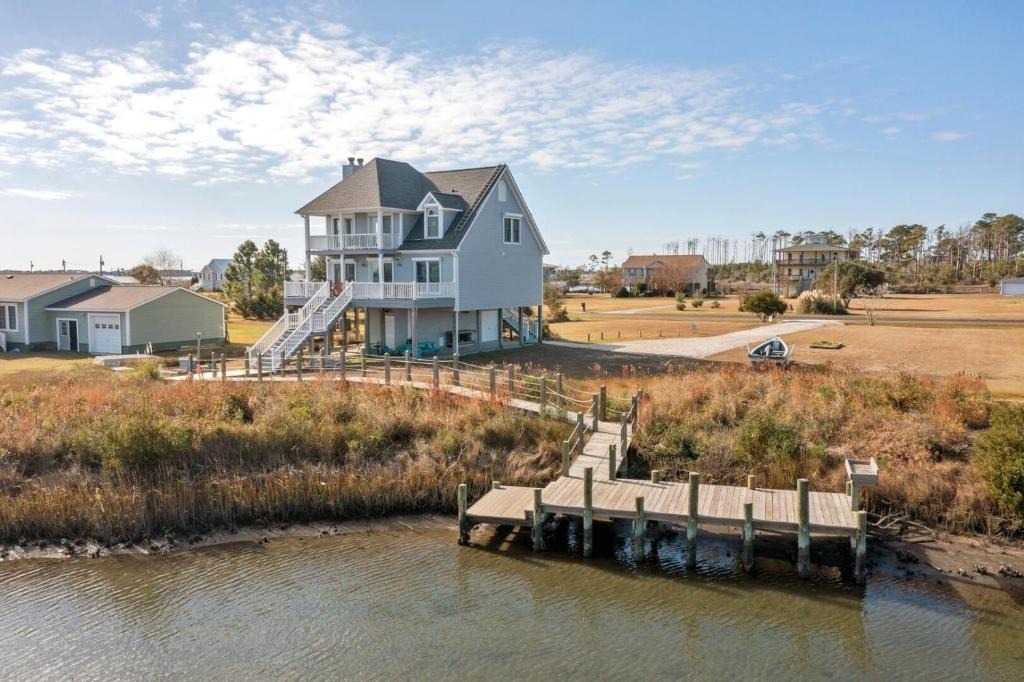 Straits House | Downeast Retreat