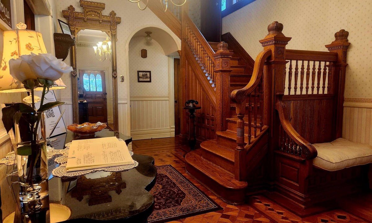 Northside Bed & Breakfast | Downen House Bed & Breakfast