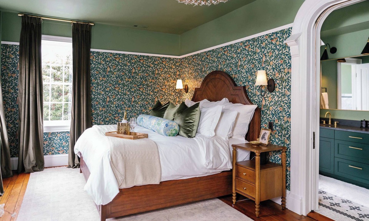 Old Town West House | Downham House - An Old Town Luxury Home!