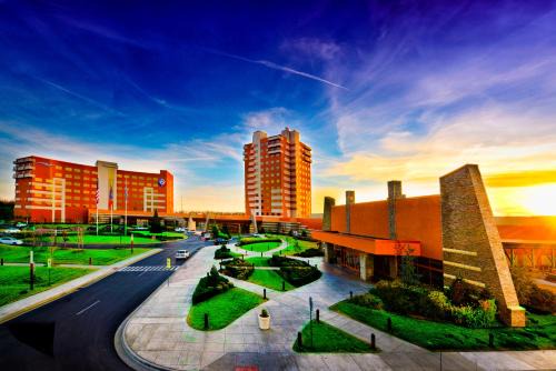 Treece Hotel | Downstream Casino Resort