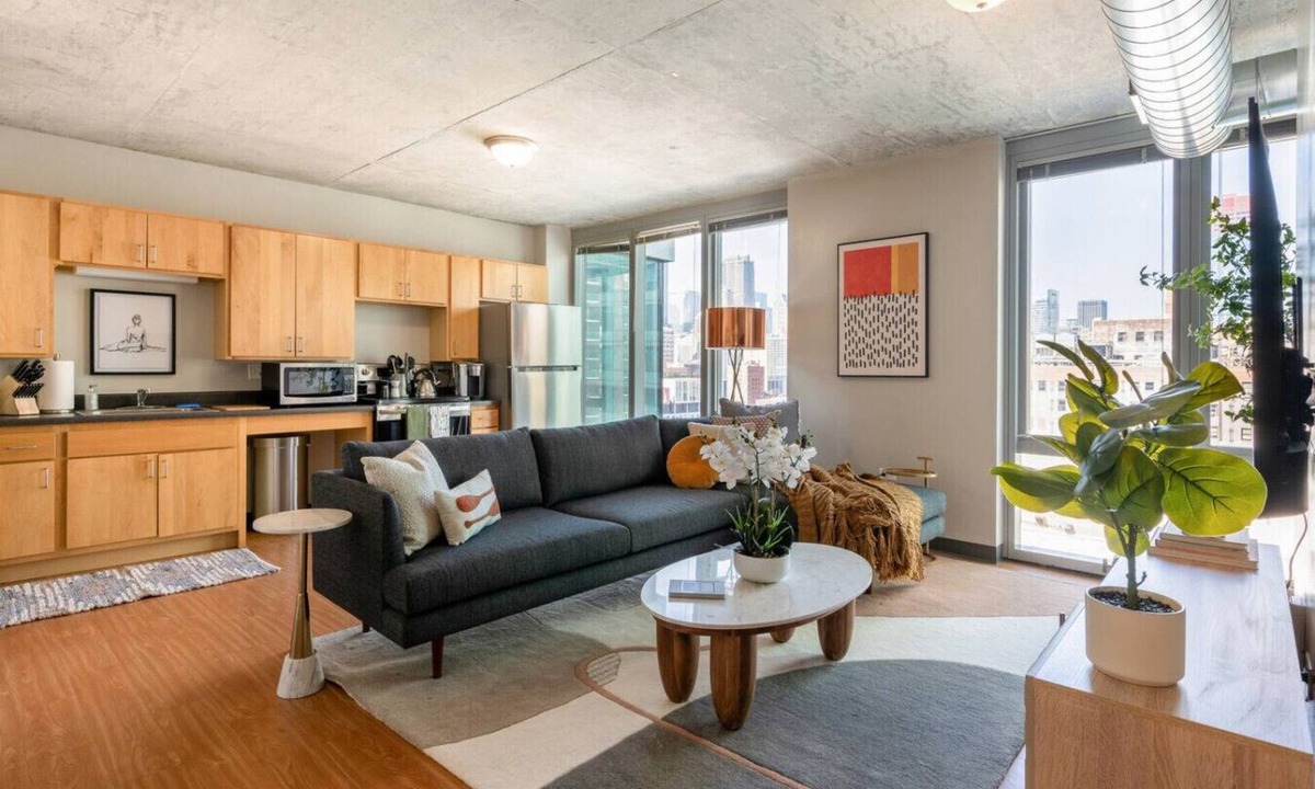 The Loop Condo | Downtown 3bd #7 near Park+Museums