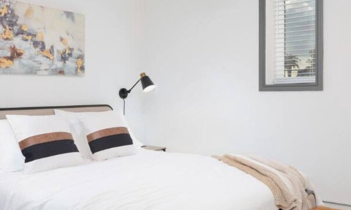Central City Apartment | Downtown+Art+Music+Cozy Vibes+Min2Beach+Walkable
