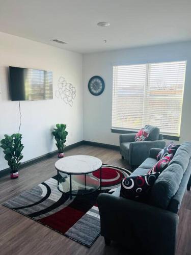 Downtown Apartment | Downtown Augusta Beauty 2 Bed Apt