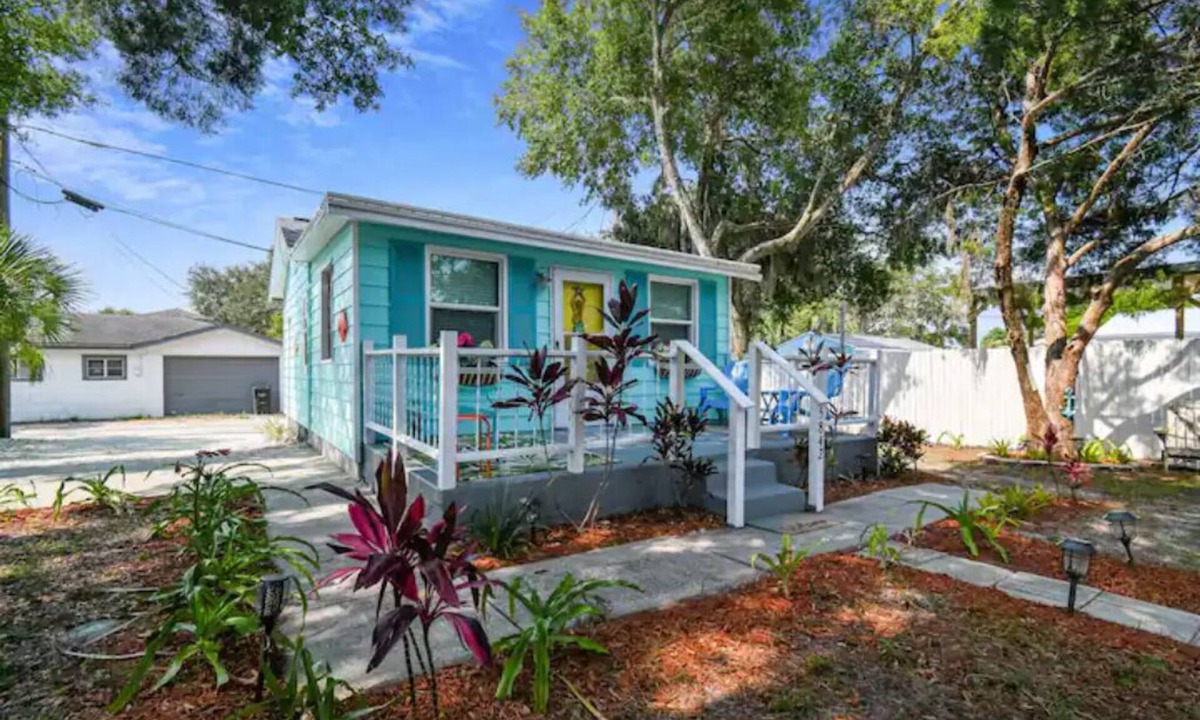 New Port Richey House | Downtown Bungalow #1