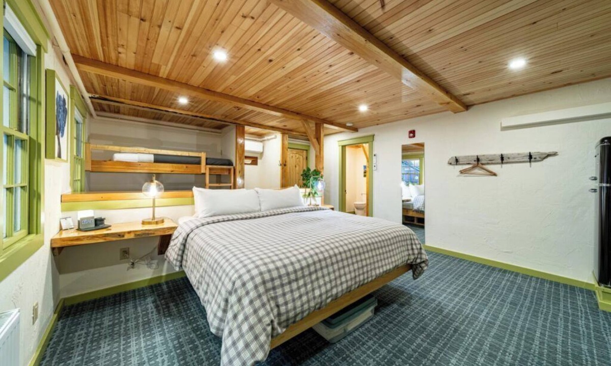 Camden Hotel | Downtown Camden Hotel - Bay Side