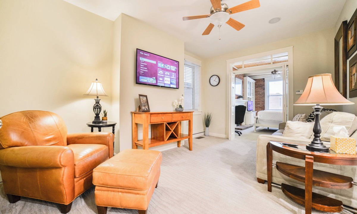 Cape Girardeau Apartment | Downtown Cape Getaway with River Views