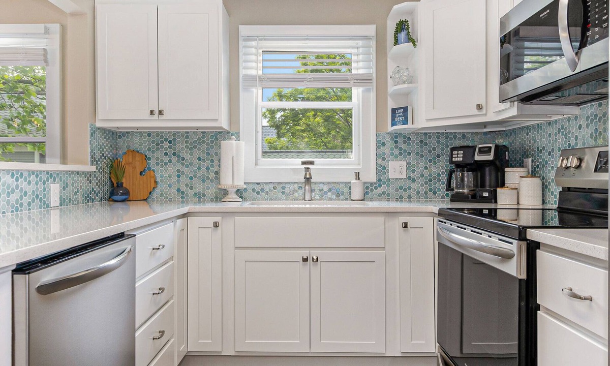 Grand Haven House | Downtown Charmer with Amenities Galore, Upper