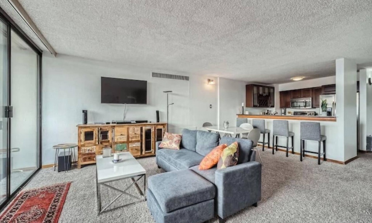 Downtown Denver Apartment | Downtown Denver Furnished 1 BDR w/Rooftop Pool