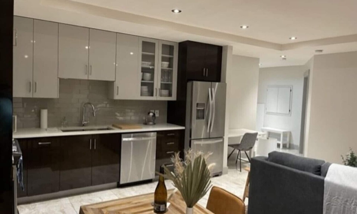 Downtown Halifax Apartment | Downtown Halifax 1 Bed, 1 Bath suite with parking