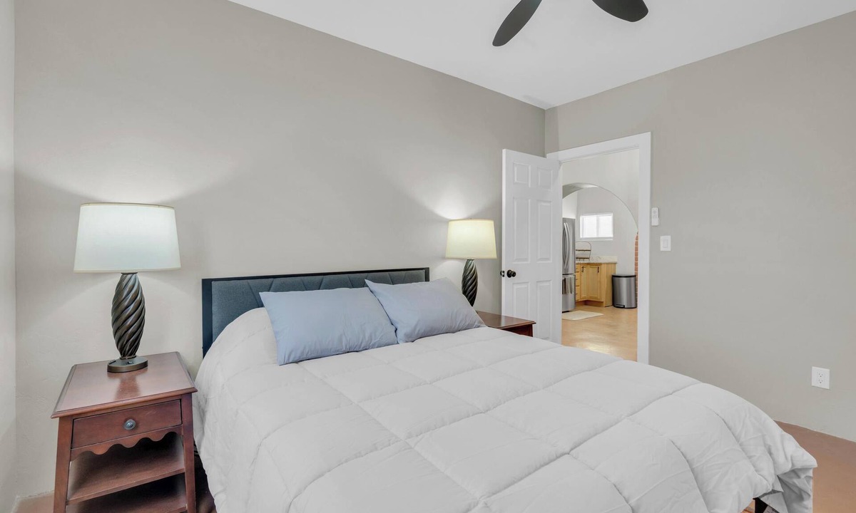 Barrio Viejo House | Downtown Historic 4BR/2BA with parking, Downtown Historic 4BR/2BA with parking