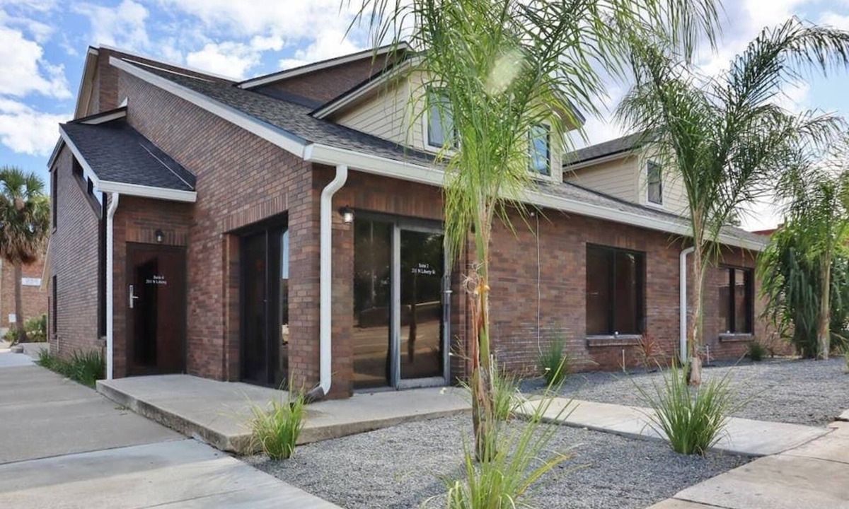 Downtown Jacksonville House | Downtown Jax Retreat- Sleeps 25