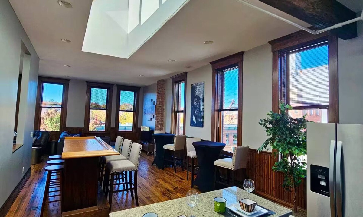 Kent Apartment | Downtown Kent NY Style Penthouse