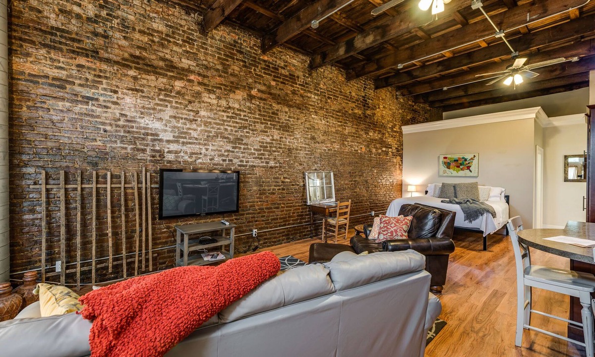 Cookeville Apartment | Downtown Loft Apartment