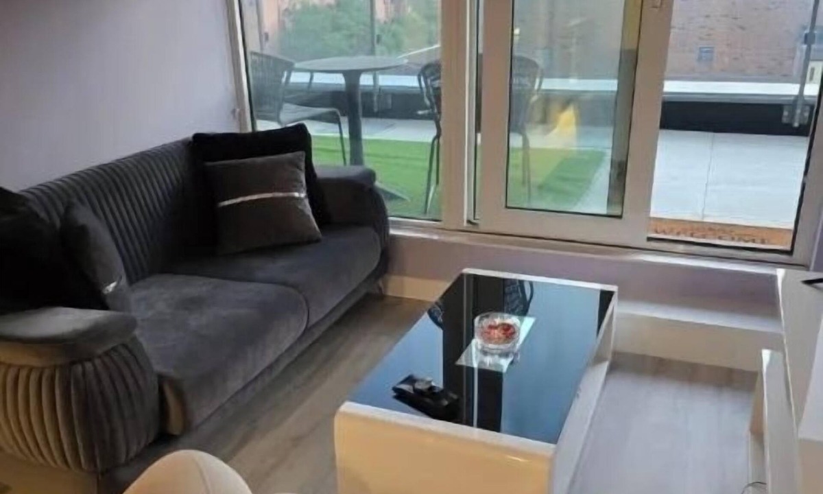 St. Lawrence Condo | Downtown Luxury Condo | Gym | Parking