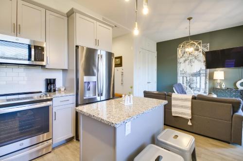Central Business District Apartment | Downtown Lynchburg Condo w/James River Views