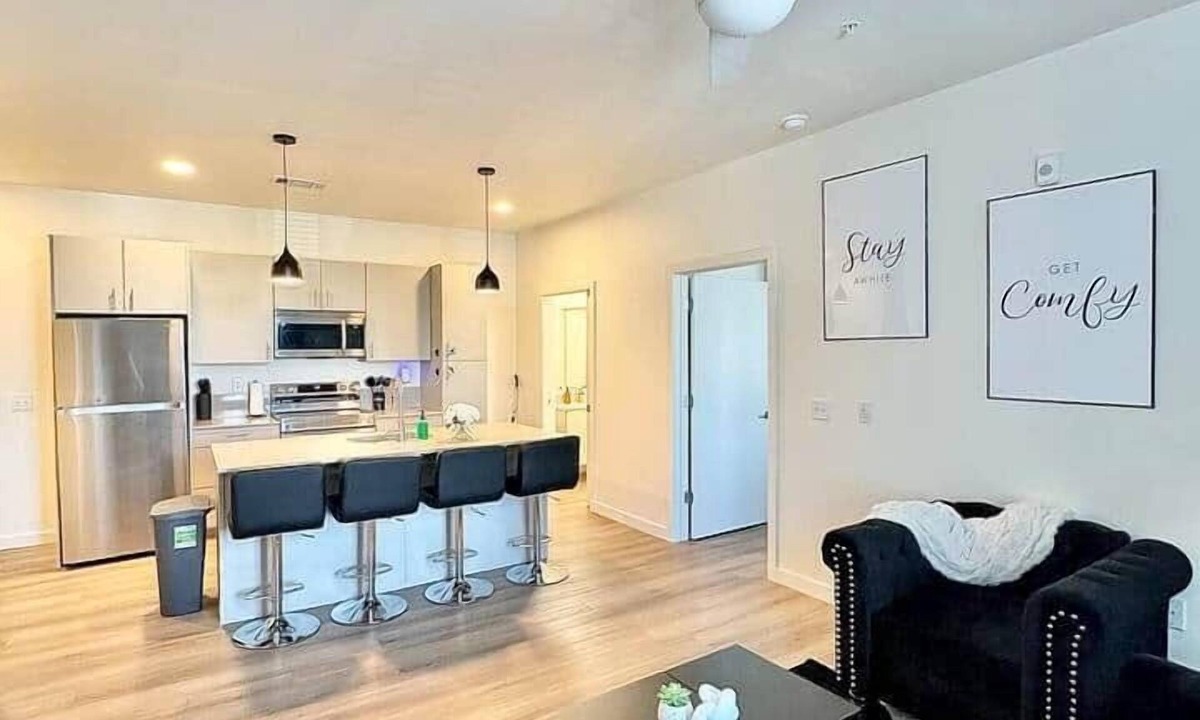 Central Oklahoma City Condo | Downtown OKC Luxury Stay –Fast Wi-Fi & 2 King Beds