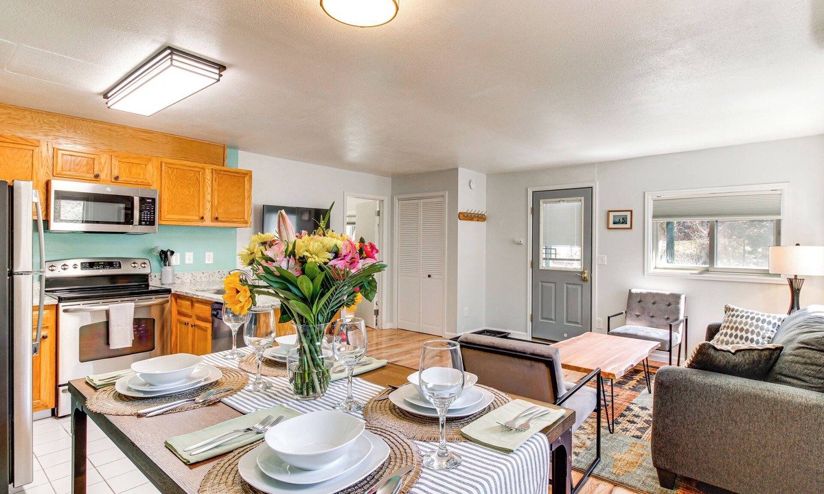 Ouray Apartment | Downtown Ouray Apt w/River & Mountain Views!