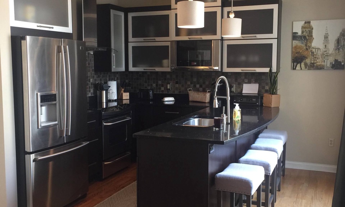 Greenville Downtown Condo | Downtown Penthouse With Terrace, 1/2 block from Main St in the heart of downtown