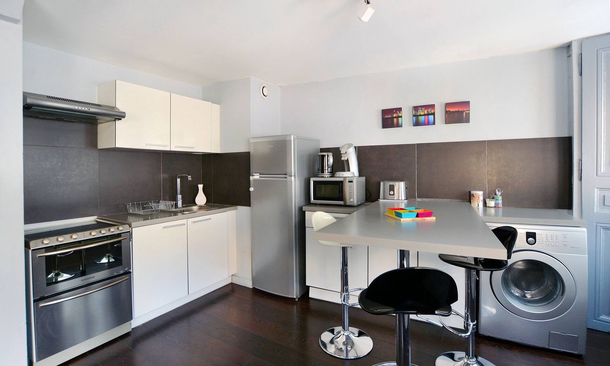 Griffon - Royale Apartment | Downtown, quiet and cozy 1 BR apt (46 sqm)