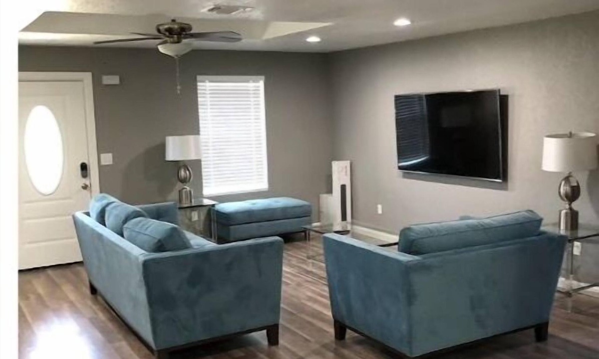 Denver Heights House | Downtown San Antonio CYC property