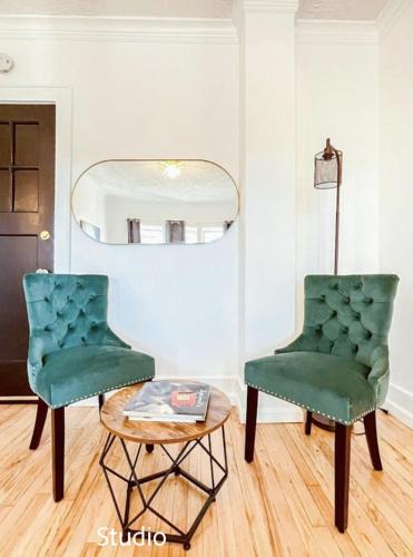 East Avenue Apartment | Downtown StudioQueen BedWi-FiHigh Falls