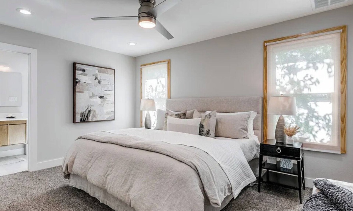Eastside Promise Neighborhood House | Downtown Stunner! Close to Alamodome, Downtown, & Pearl