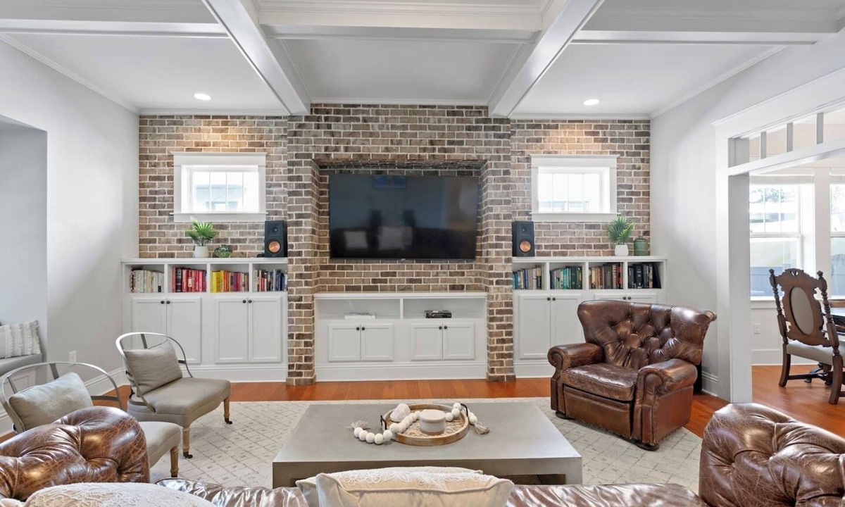 Riverside Heights House | Downtown Tampa Bugalow with hot tub - 6ppl