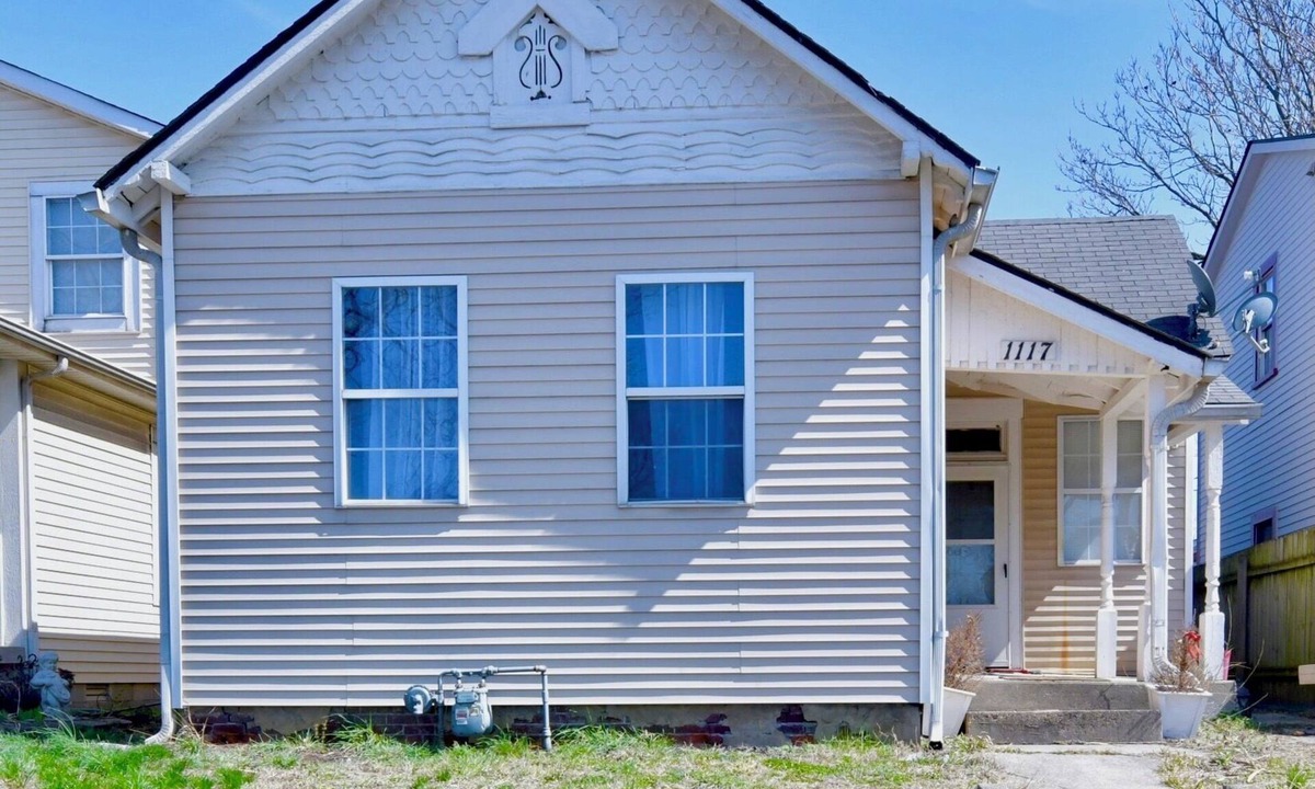 Babe Denny House | Downtown Vibes Without Downtown Prices