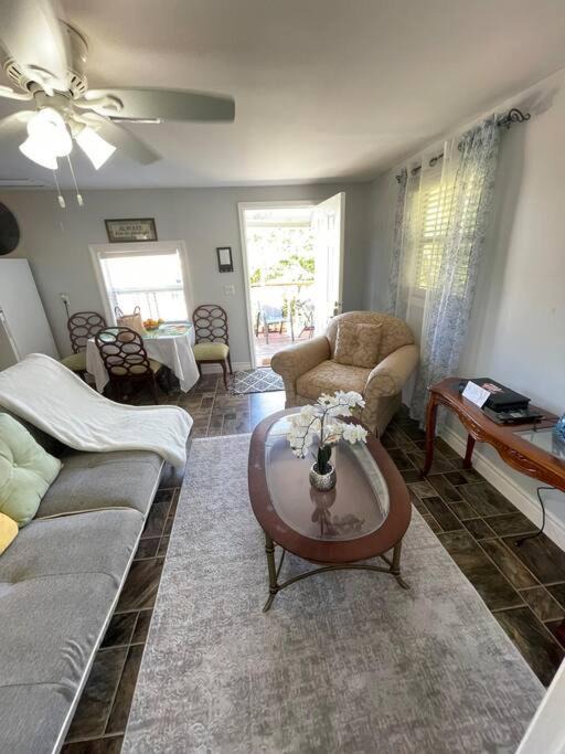 Southside Apartment | Downtown W. Palm, 2nd Story Sun Deck, near Beach!