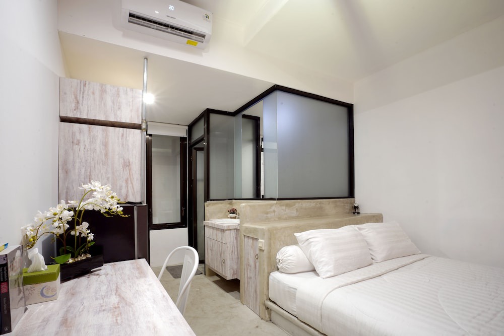 Sinduadi Hotel | Dparagon Pogung F