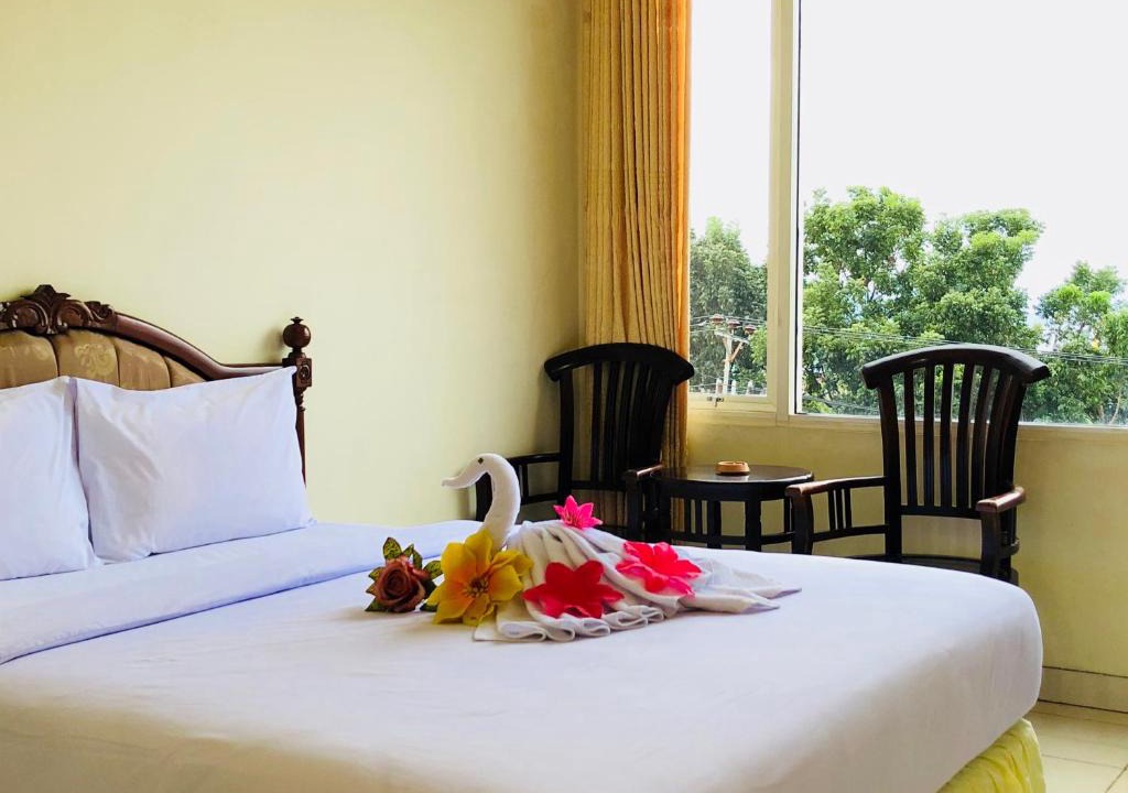 Ternate Hotel | Dragon Palace Hotel by Amazing
