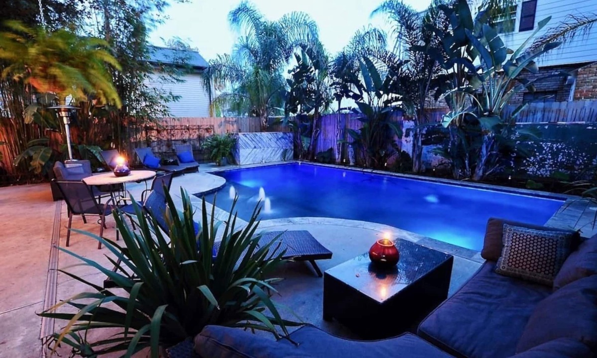 Treme House | Dragonfly Tremé-Historic-Balconies-Privacy-Near Fr.Quarter