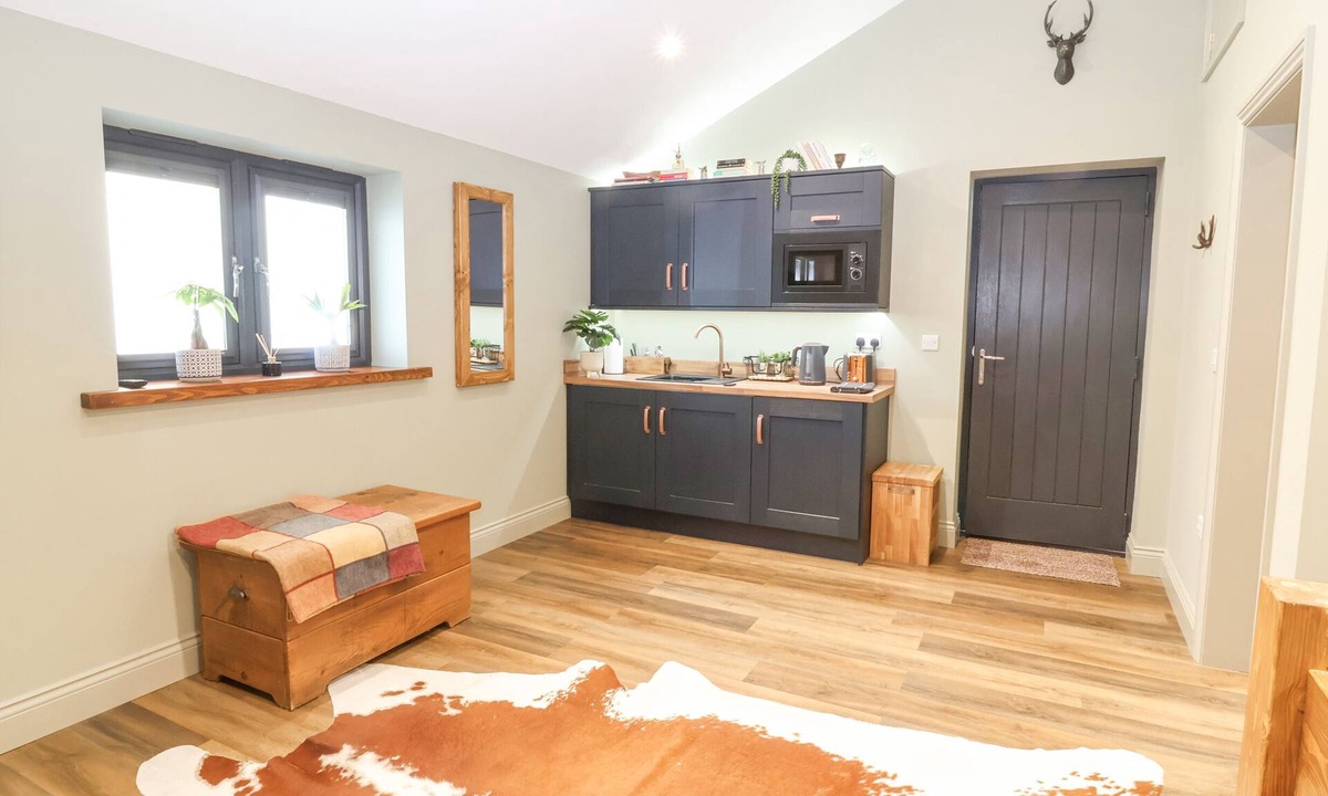 East Cowton Cottage | Dragonstone Lodge
