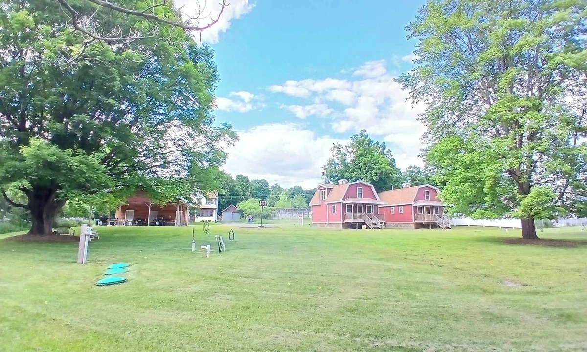 Oneonta Cottage | Drake's Escape Cottage #1, Ideal location for Oneonta/Cooperstown