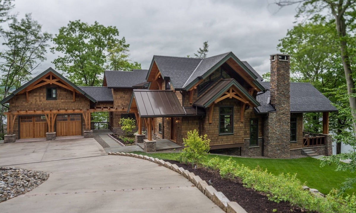 Ithaca House | Dramatic Lakefront Timberframe Home