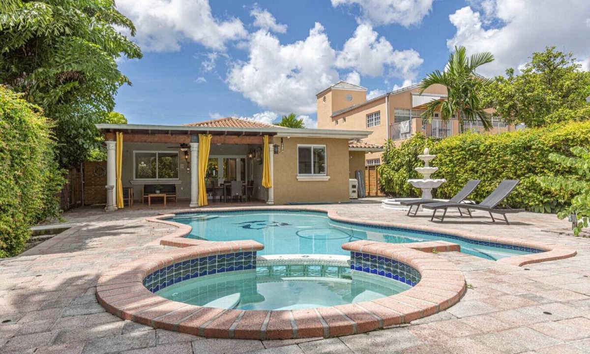 Coral Terrace House | Dream Home - Headed Pool - Family Vacation