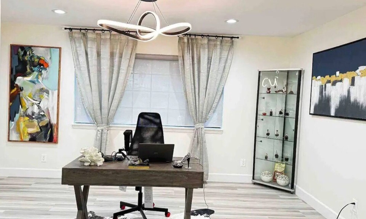 West Covina House | Dream Home with swimming pool & Jacuzzi
