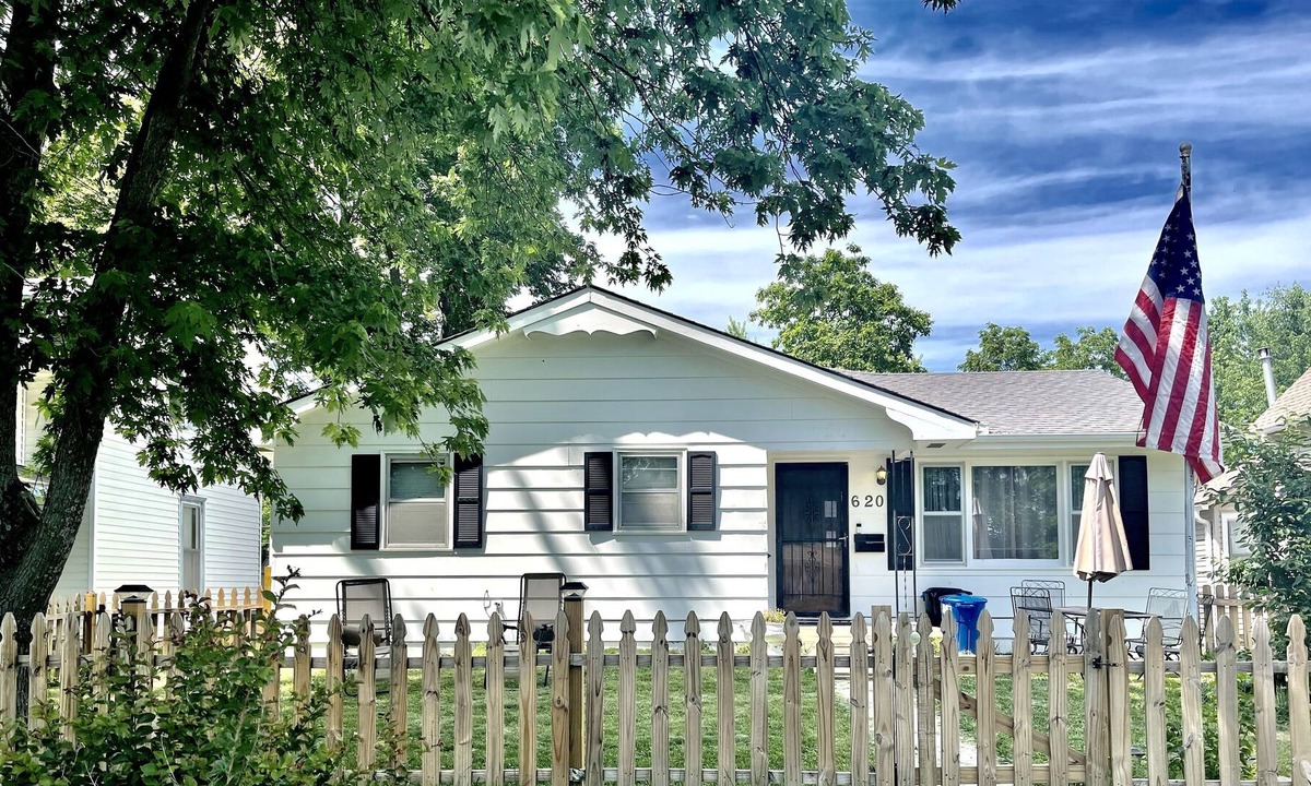 Cameron Bed & Breakfast | Dream Inn