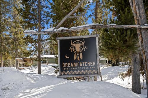 Lazy Acres House | Dreamcatcher