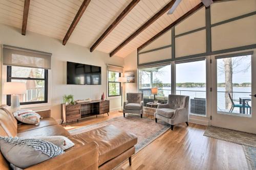 Troutman House | Dreamy Lake Norman Cottage w/Panoramic Lake Views