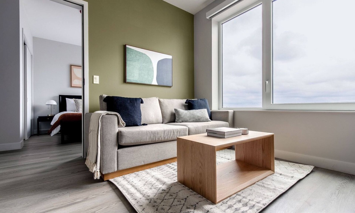 West Town Apartment | Dreamy West Town 2BR w/Dog Run & Dog Spa, nr Blue Line, by Blueground