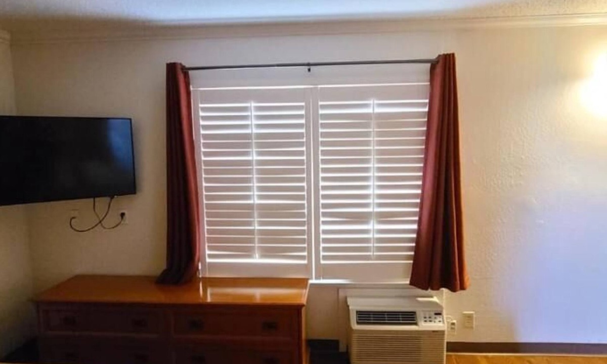 Westside Santa Cruz Hotel | Drift Inn