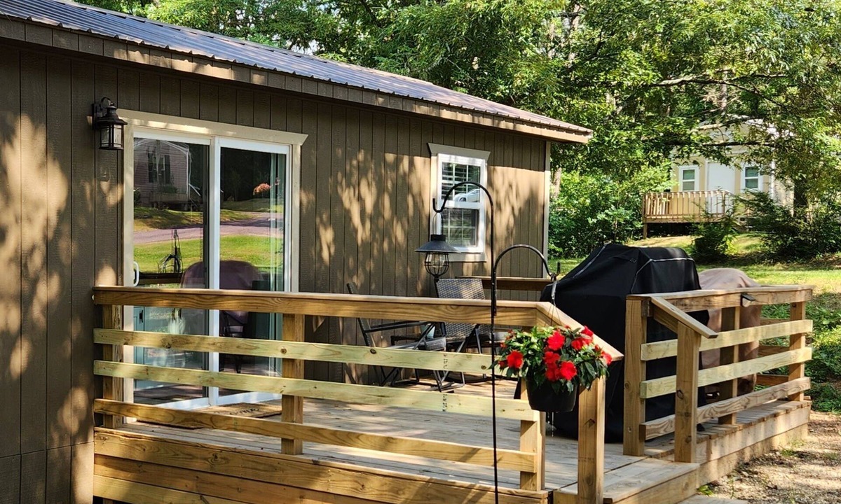 Glenwood Cabin | Driftaway Cabin 5 in Glenwood, AR