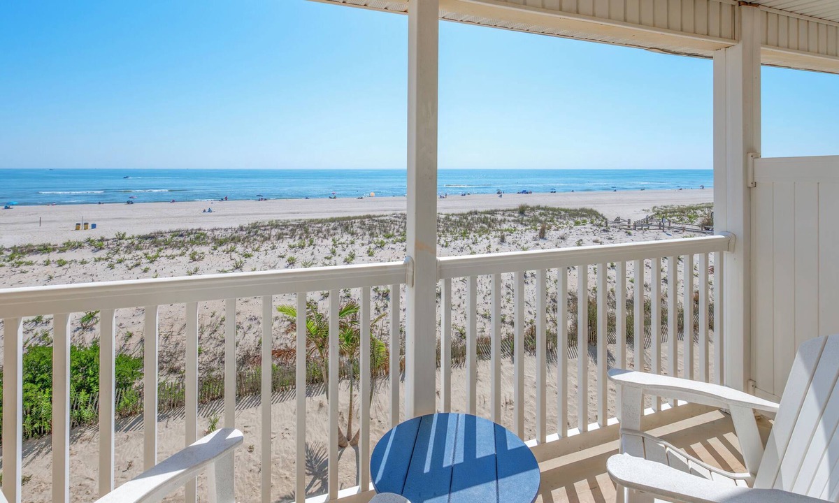 Ship Bottom Hotel | Drifting Sands Oceanfront Hotel