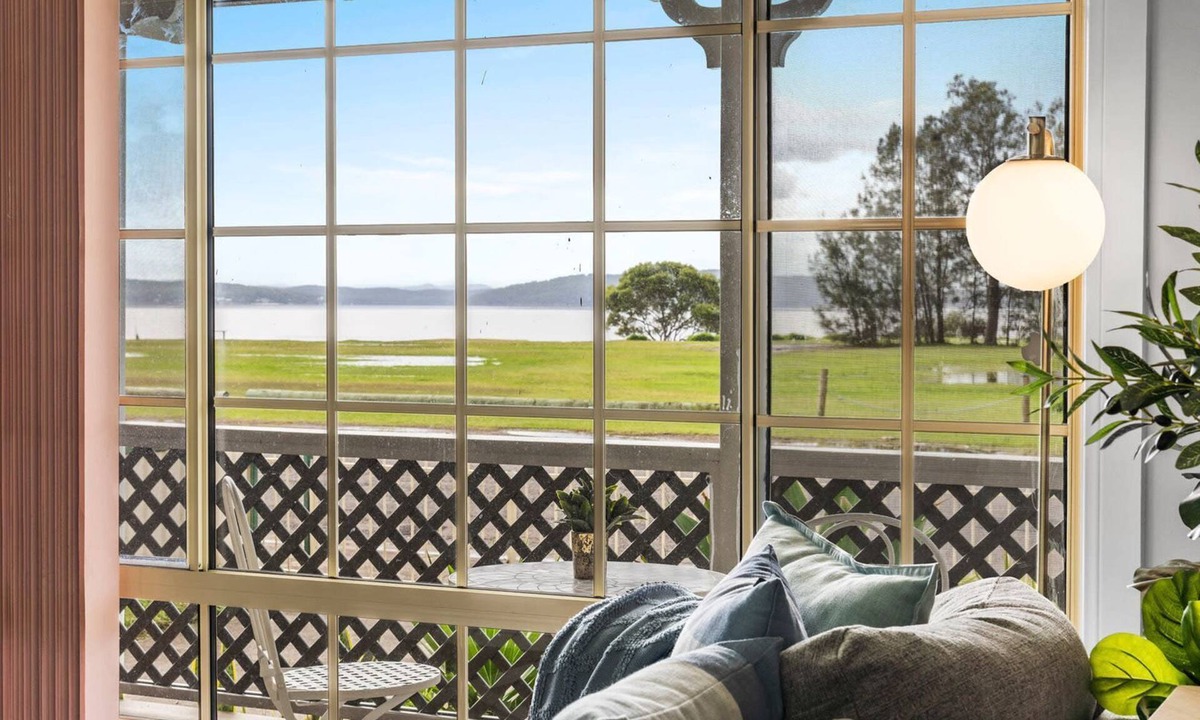 Lemon Tree Passage House | Driftwood Cottage Your Coastal Haven