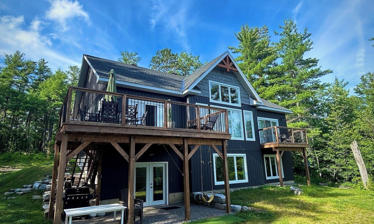Greater Madawaska Cottage | Driftwood Hideaway: So Private, Serene & Spacious Lakefront….So much to do!