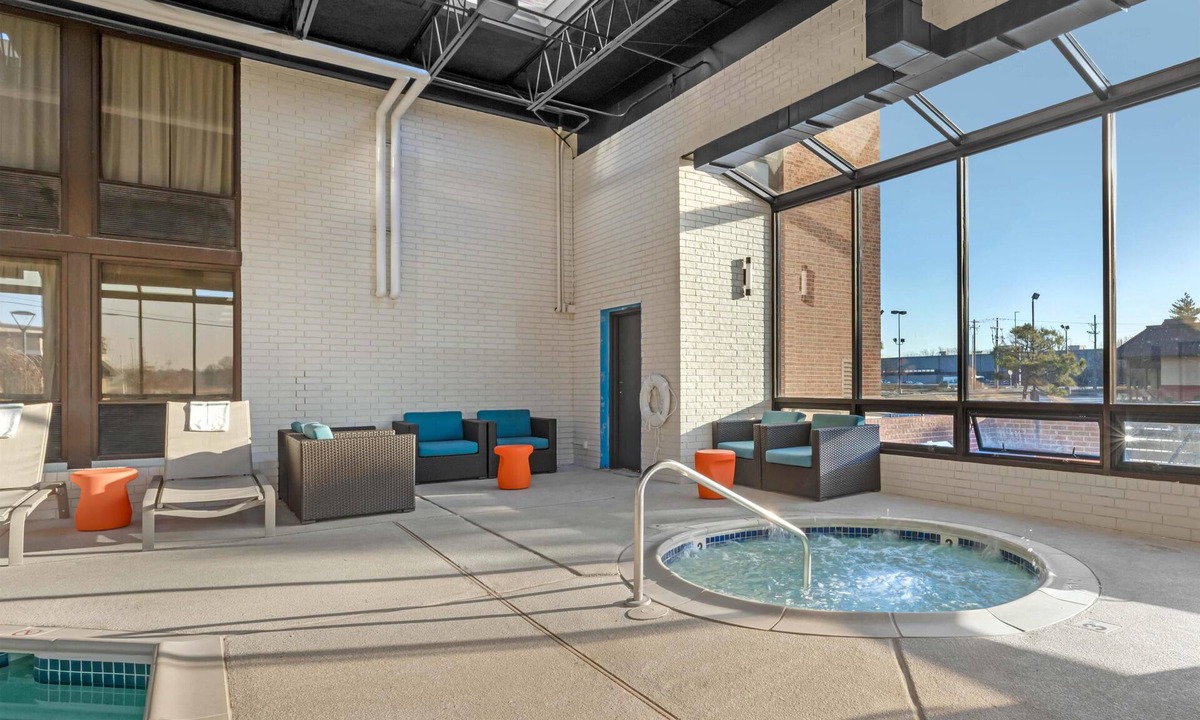 Joplin Hotel | Drury Inn & Suites Joplin