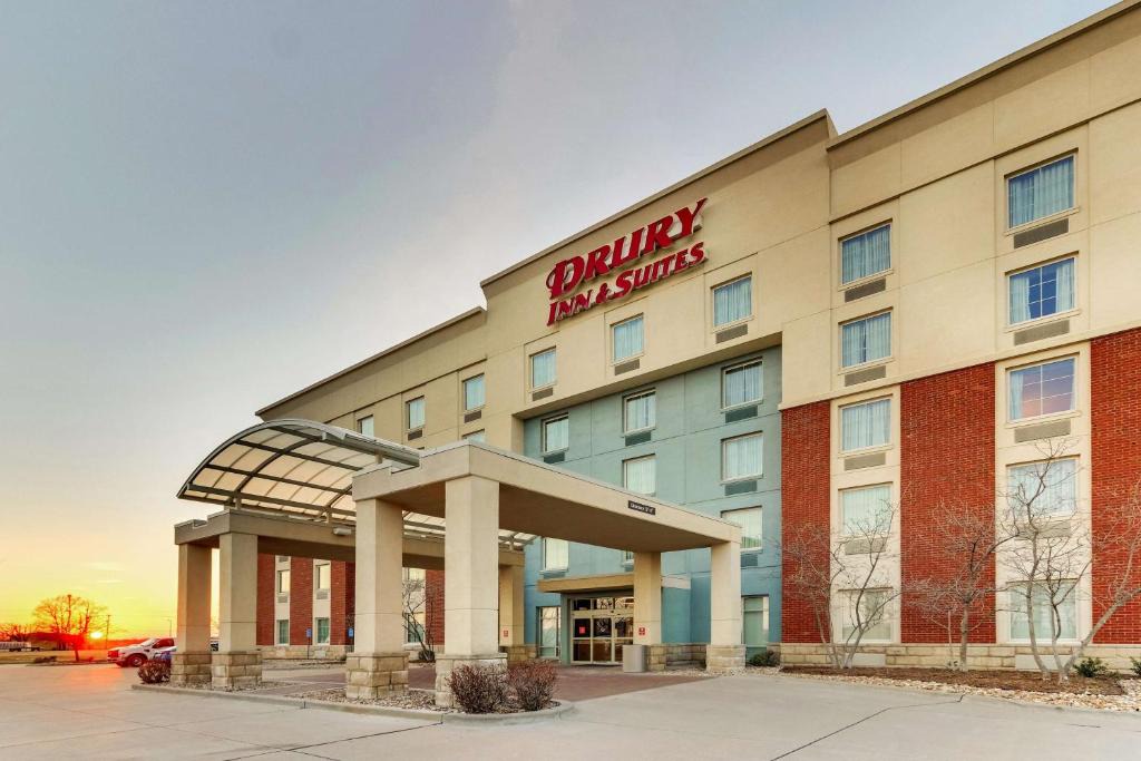 Miner Hotel | Drury Inn & Suites Sikeston